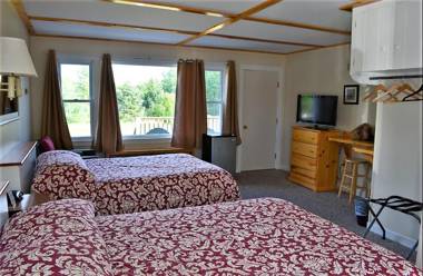 Eden Village Motel and Cottages