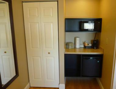 Yankee Clipper Motel