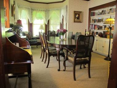 Harbour Towne Inn on the Waterfront