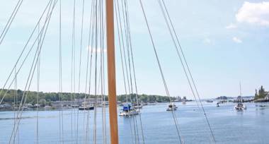 Fisherman's Wharf Inn