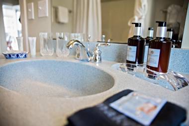 Harborage Inn on the Oceanfront