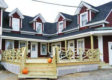 The Whitetail Inn and Suites- Lincoln