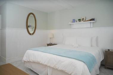 Marginal Way House