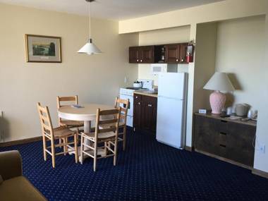 Aspinquid Resort