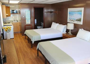 Abellona Inn & Suites