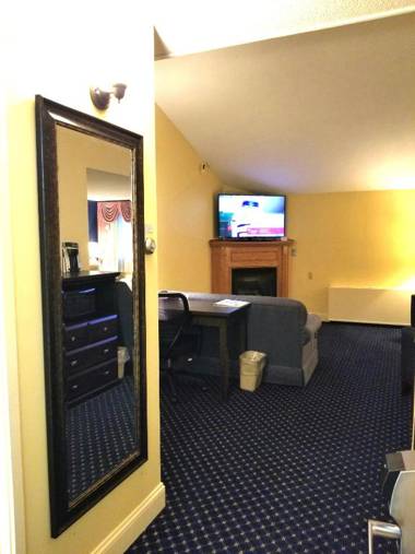 Fireside Inn & Suites Waterville