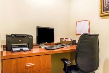 The Inn at Henderson's Wharf Ascend Hotel Collection