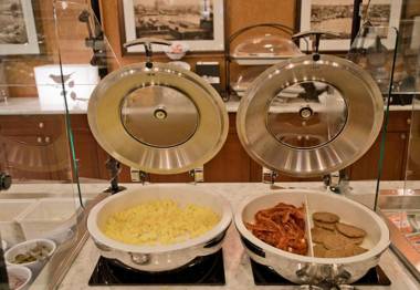 Staybridge Suites Baltimore - Inner Harbor an IHG Hotel