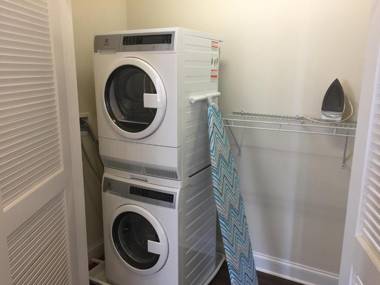 Chase Apartments at Light Street - Baltimore Inner Harbor & Convention Center