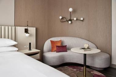 Marriott Bethesda Downtown at Marriott HQ