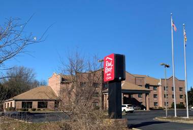 Red Roof Inn & Suites Chestertown