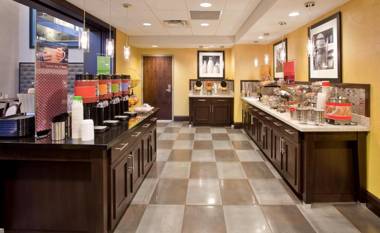 Hampton Inn & Suites - Columbia South MD