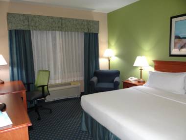 Holiday Inn Express Hotel & Suites Salisbury - Delmar an IHG Hotel