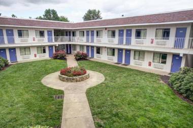 Motel 6-Elkton MD