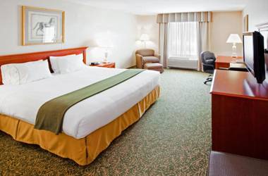 Holiday Inn Express Hotel & Suites Hagerstown an IHG Hotel