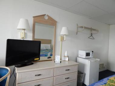 Thunderbird Beach Motel