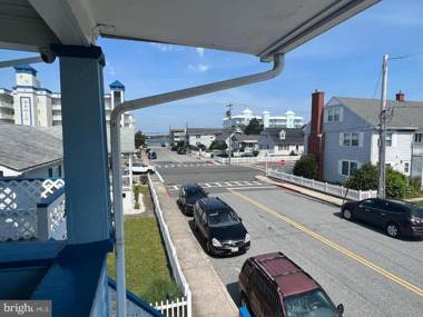 Crystal Sands Apartments