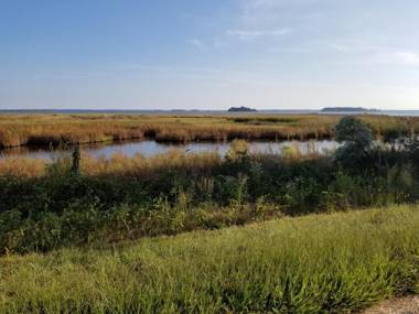 Sandaway Suites & Beach