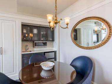 Marriott Vacation Club Pulse at Custom House Boston
