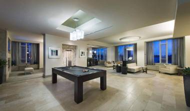 Global Luxury Suites at Boston Seaport