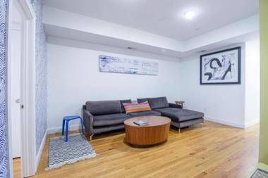 Bright and Spacious Newly Renovated 3BD 15BTH Shared Apt