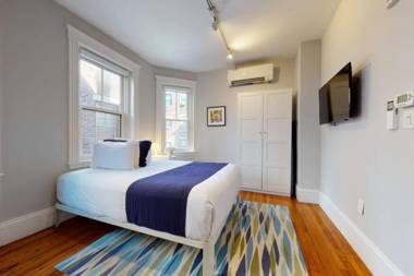 A Stylish Stay w/ a Queen Bed Heated Floors.. #22