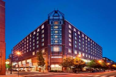 Le Meridien Boston Cambridge