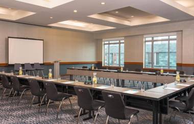 Le Meridien Boston Cambridge