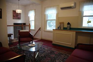 A Friendly Inn at Harvard