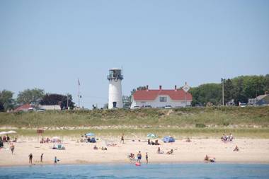Old Harbor Inn