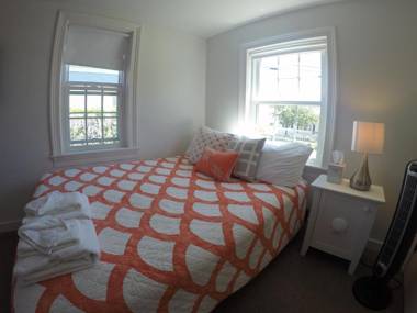 Surfside Inn Chatham