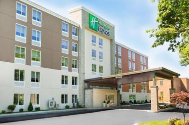 Holiday Inn Express Chelmsford an IHG Hotel