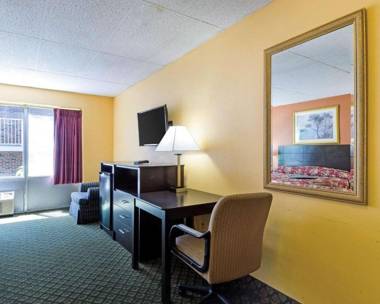 Econolodge Framingham-Boston