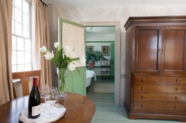 The Old Inn On The Green