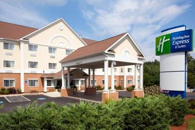 Holiday Inn Express Hotel & Suites Boston - Marlboro an IHG Hotel