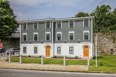 Harborside's Neighbor