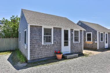 Truro Beach Cottages