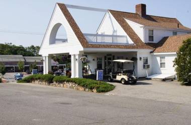 Blue Spruce Motel & Townhouses