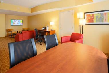 Courtyard by Marriott Boston Waltham