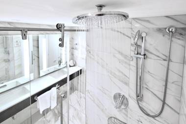 Weber's Hotel & Restaurant