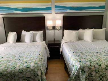 HomeTowne Studios by Red Roof Battle Creek