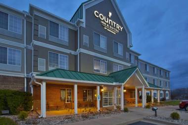 Country Inn & Suites by Radisson Big Rapids MI