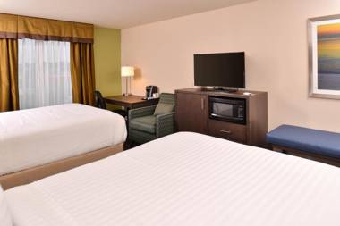 Holiday Inn Express & Suites Dearborn SW - Detroit Area an IHG Hotel
