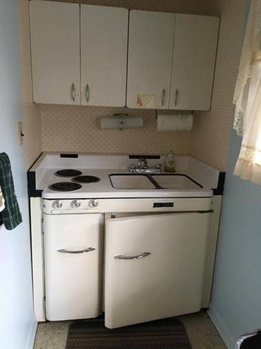 Dixon Lake Resort Motel