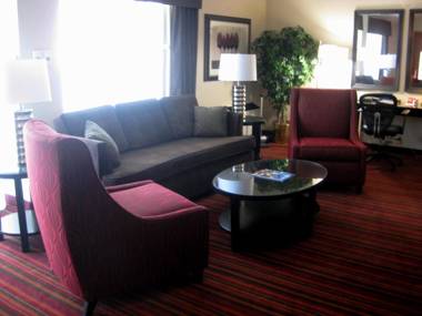 Sheraton Grand Rapids Airport Hotel