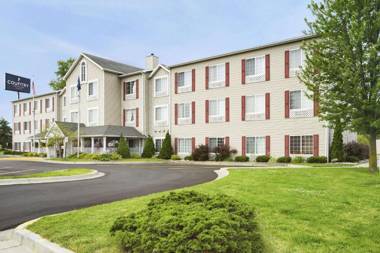 Country Inn & Suites by Radisson Grand Rapids Airport MI