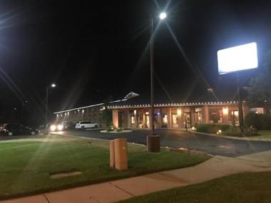 American Inn and Suites Ionia