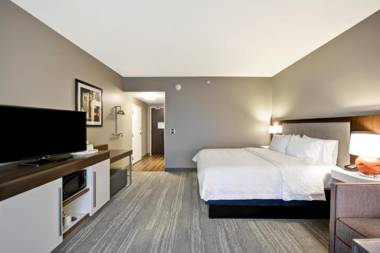 Hampton Inn Livonia Detroit