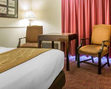 Comfort Inn Lakeside - Mackinaw City