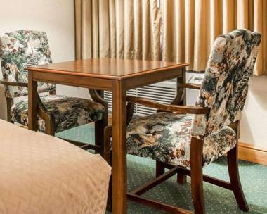 Quality Inn and Suites Mackinaw City